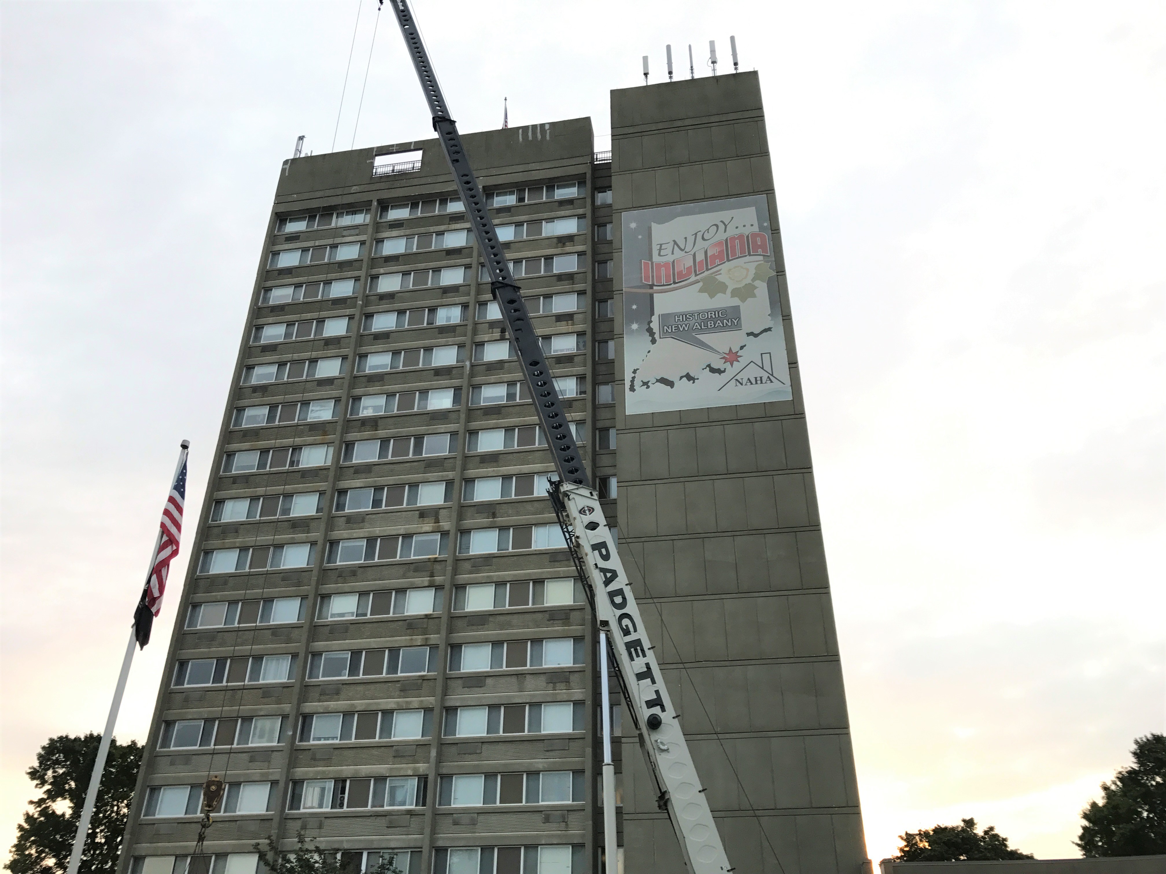 LINK BELT 8675 75TON RIVERVIEW TOWERS NEW ALBANY, IN PadgettInc